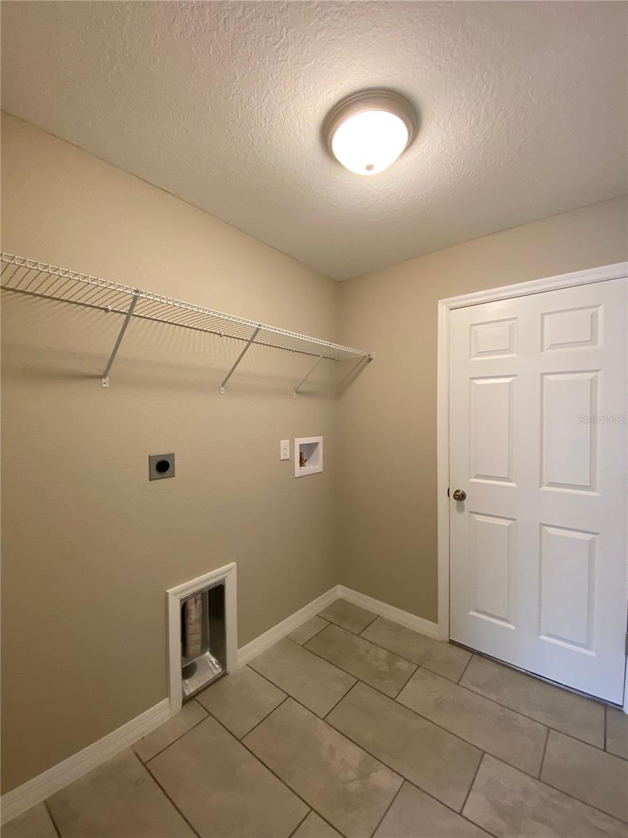 Listing photo id 21 for 14962 60th Terrace