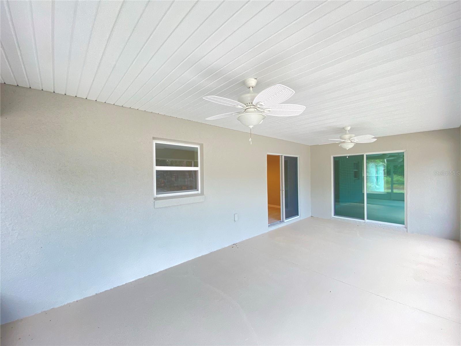 Listing photo id 25 for 14962 60th Terrace