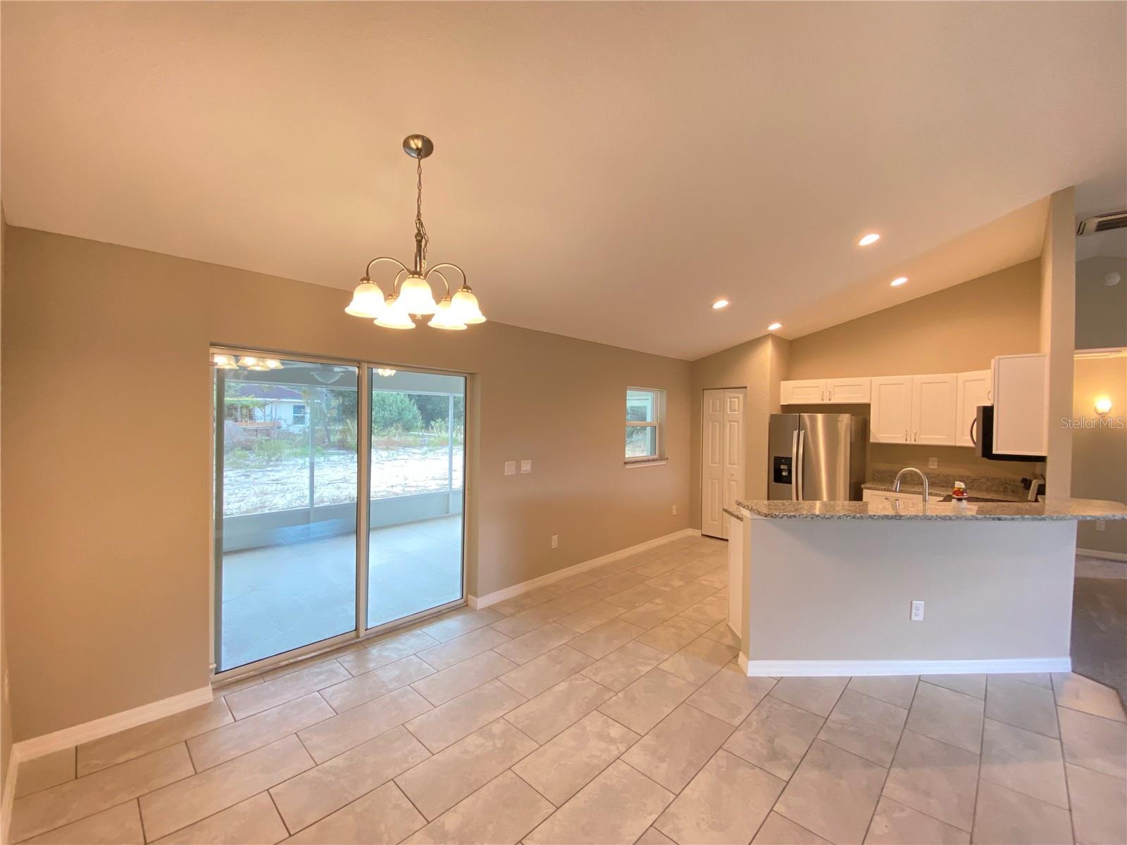 Listing photo id 6 for 14962 60th Terrace