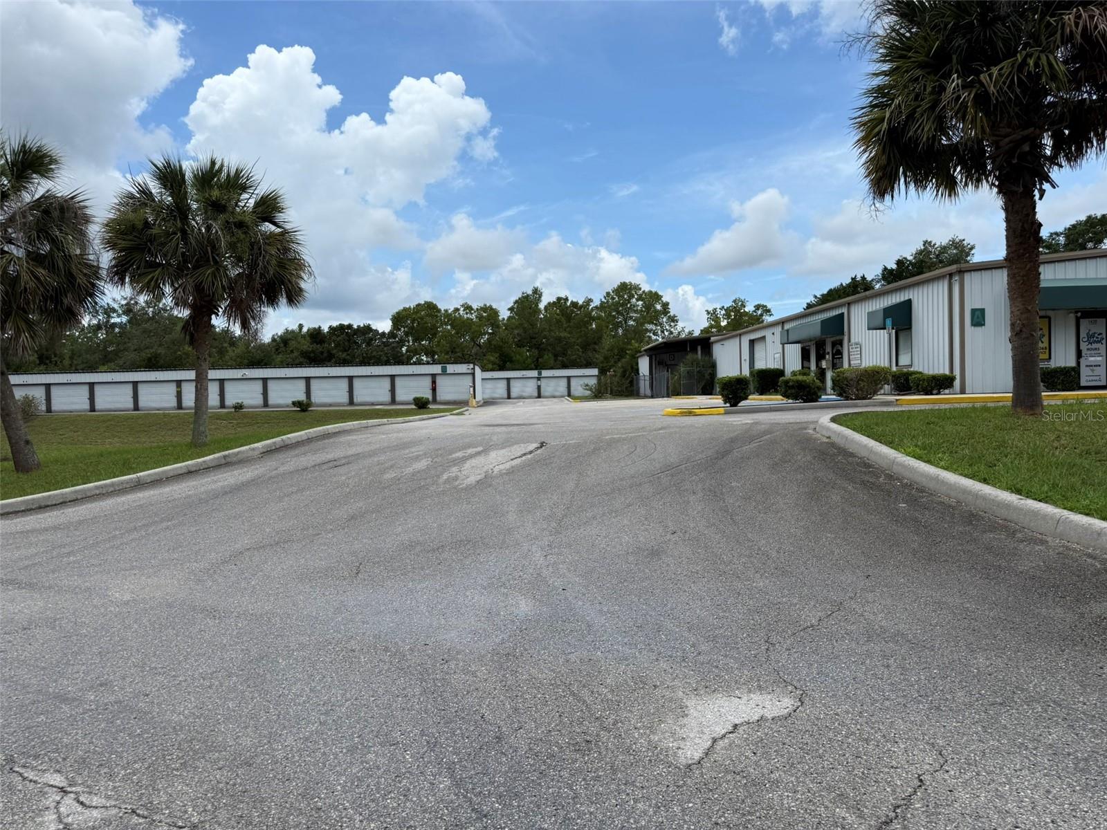 Image 3 of 30 For 1424 Gulf Avenue