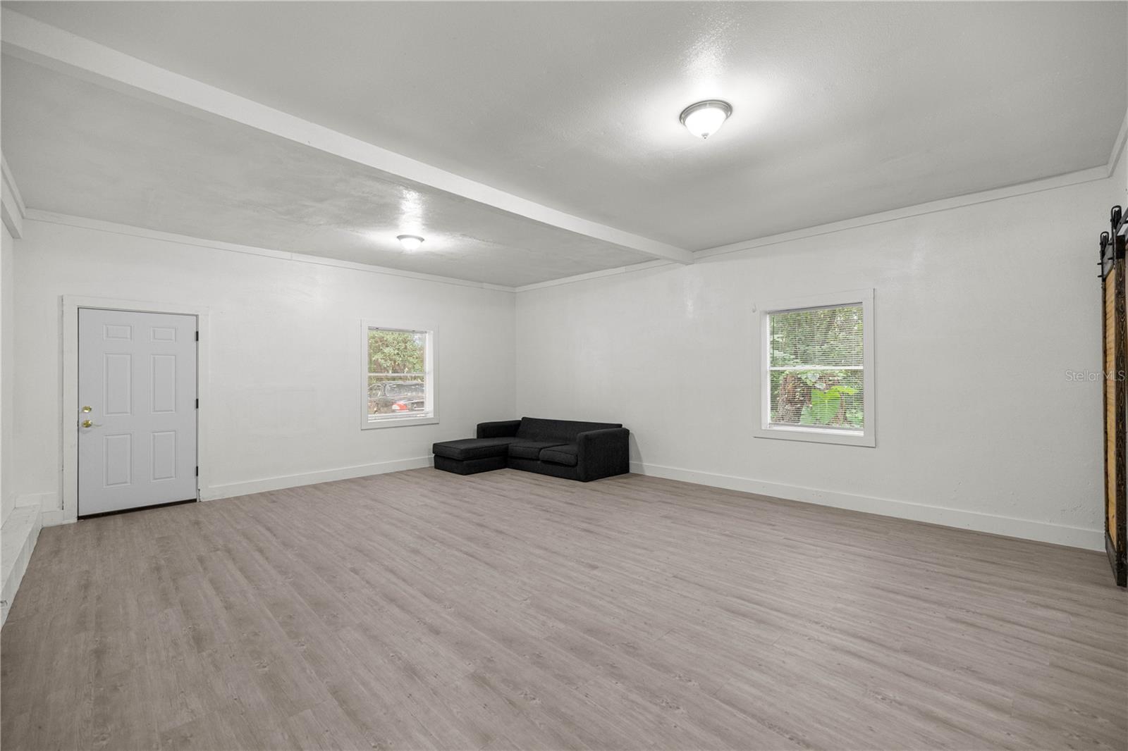 Image 19 of 28 For 14750 42nd Court