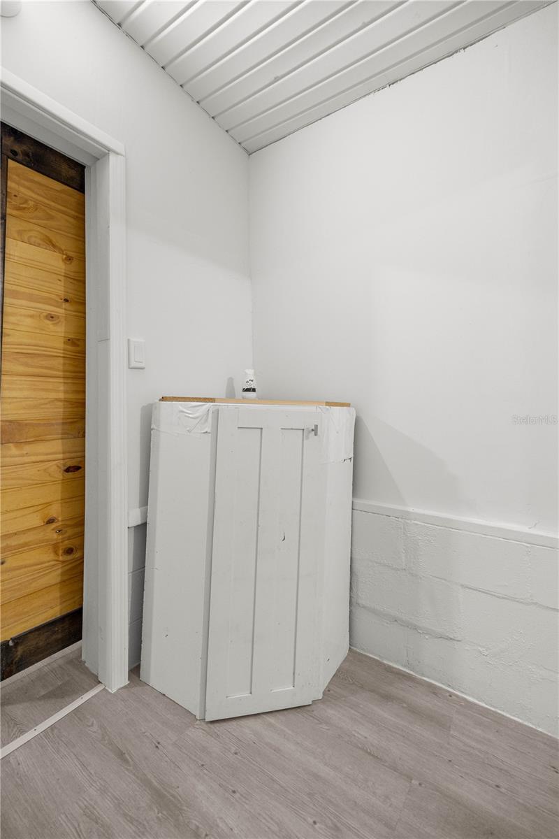 Image 21 of 28 For 14750 42nd Court