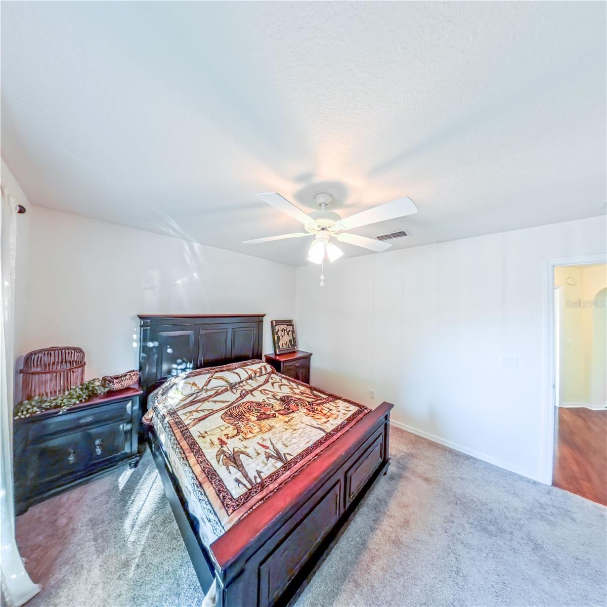 Image 12 of 67 For 8033 81st Loop