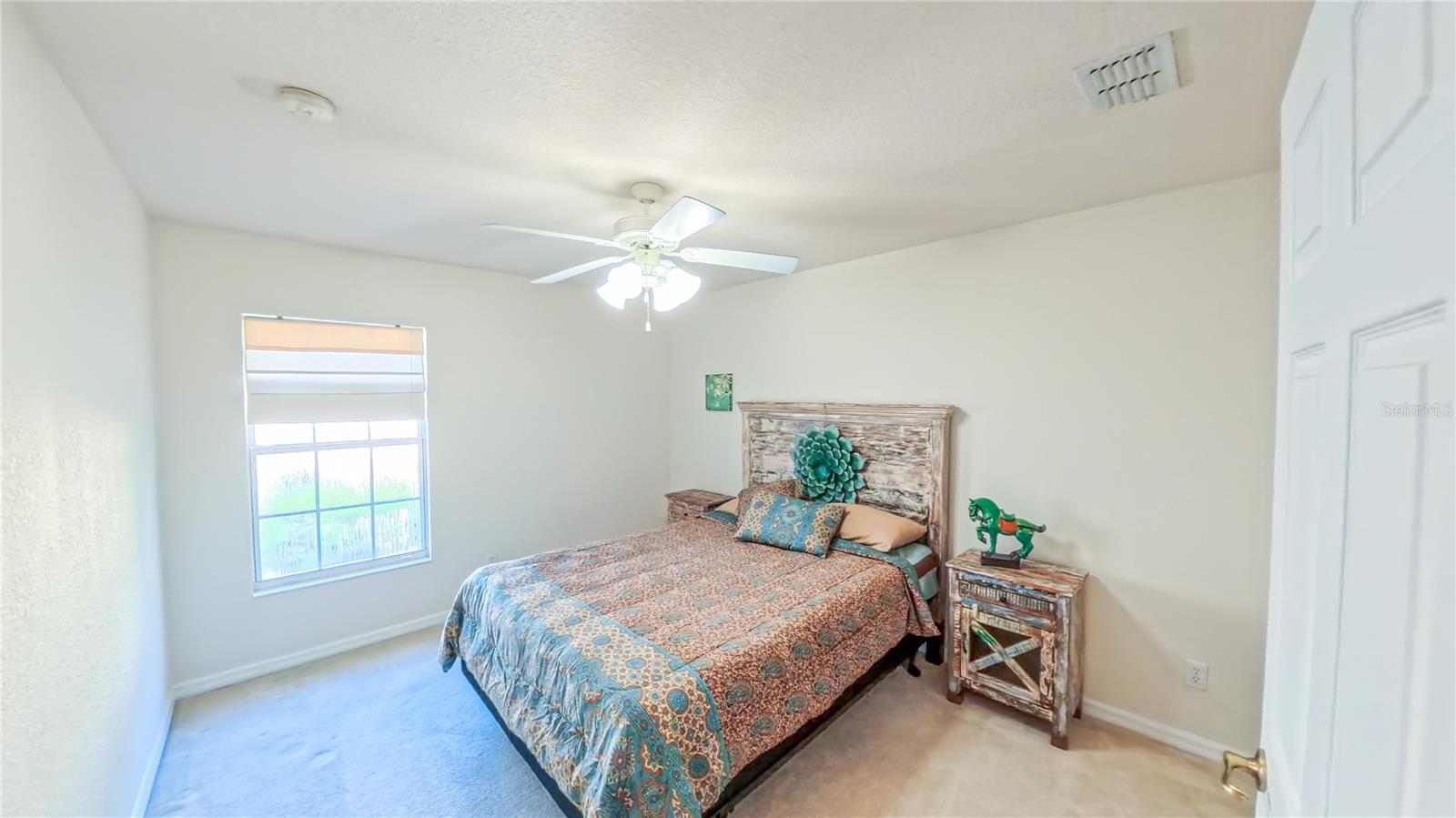 Image 17 of 67 For 8033 81st Loop
