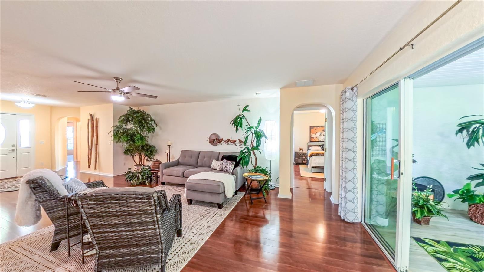 Image 30 of 67 For 8033 81st Loop
