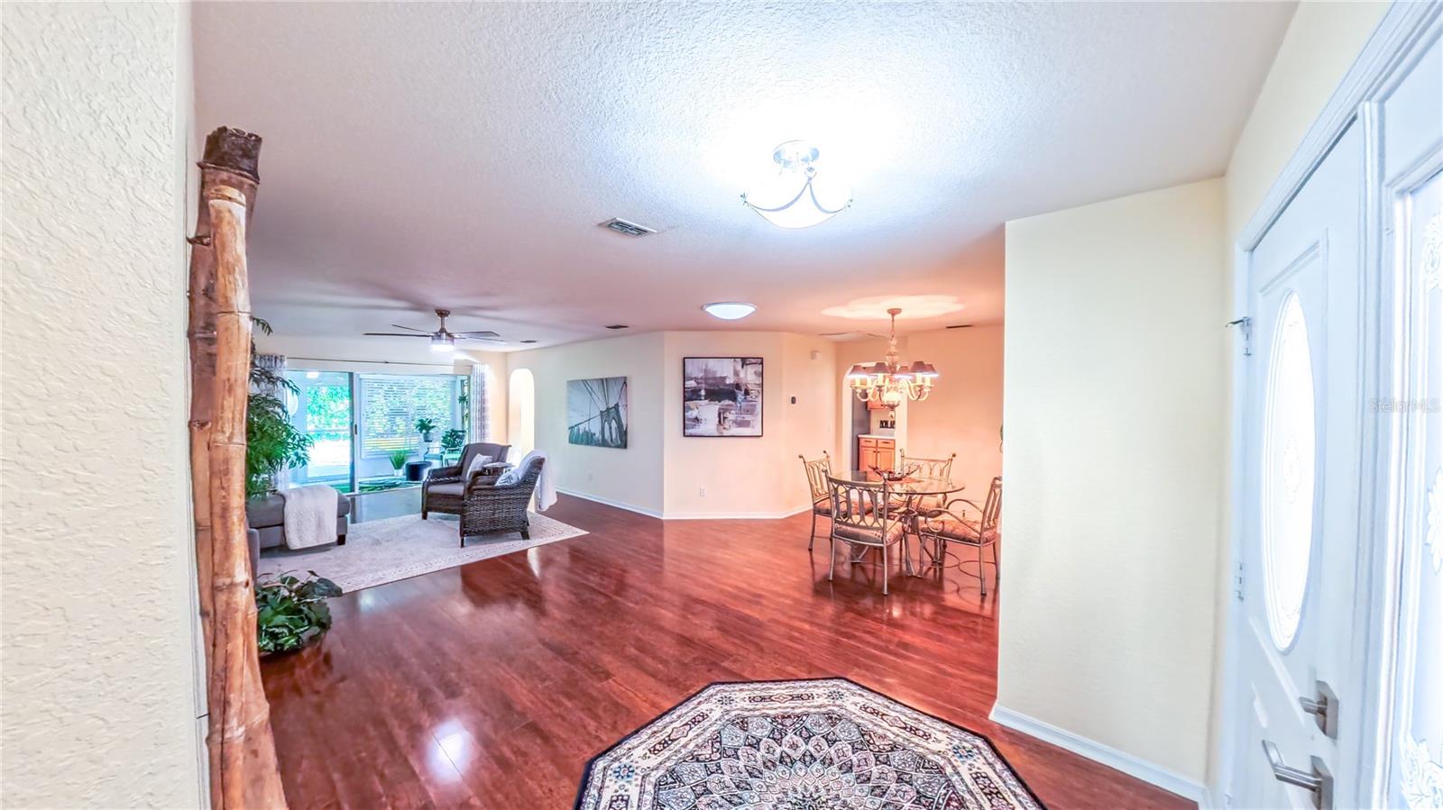 Image 8 of 67 For 8033 81st Loop