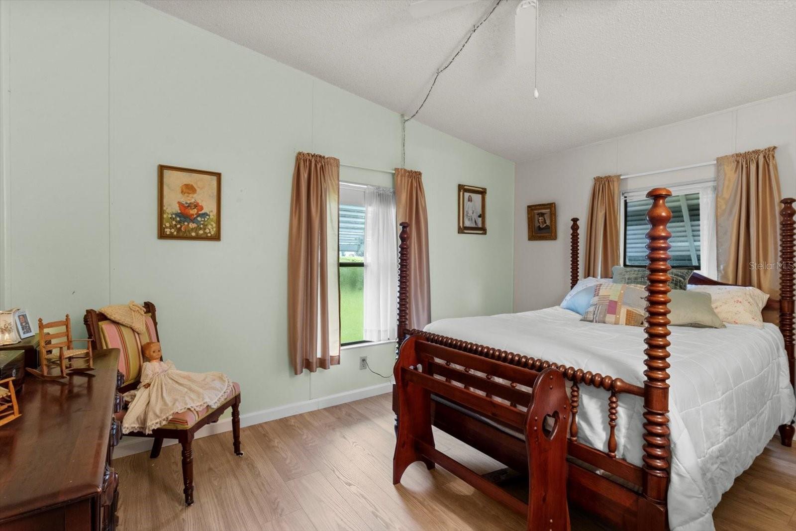 Image 17 of 49 For 2615 Monte Court