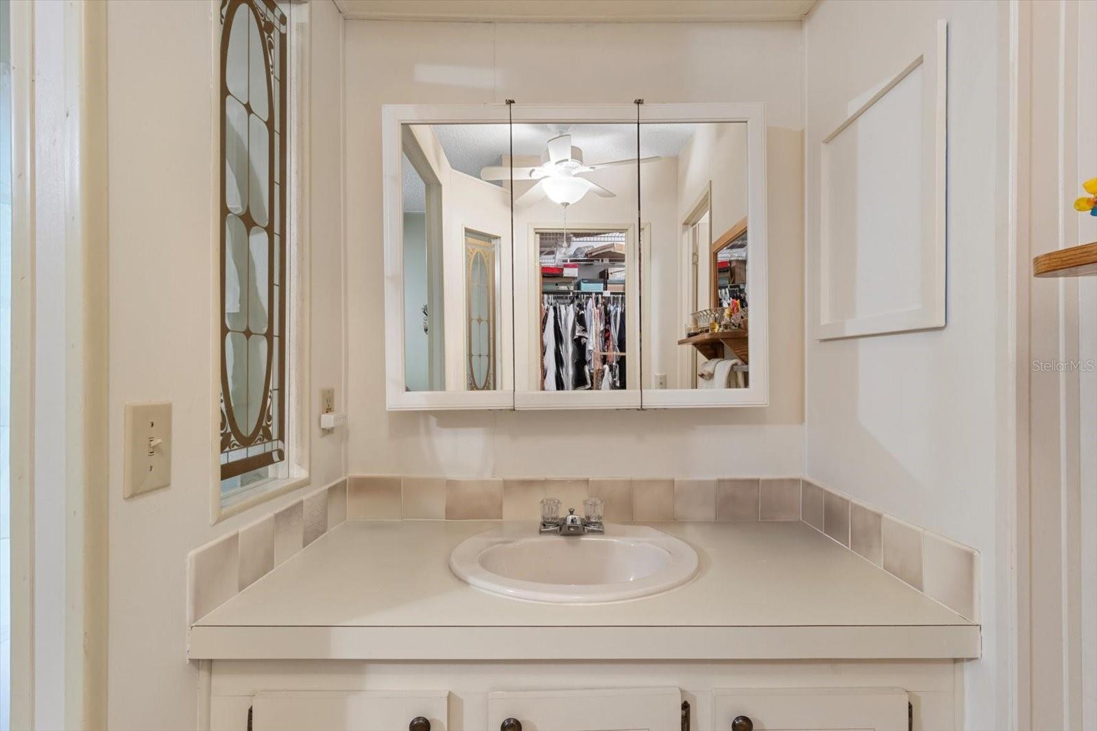Image 23 of 49 For 2615 Monte Court