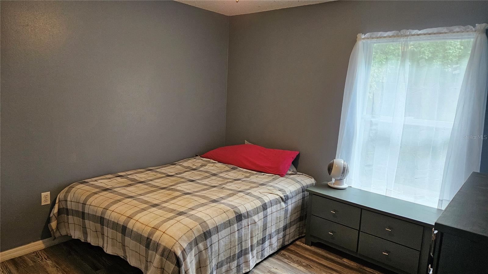 Image 8 of 20 For 8674 Collarette Way