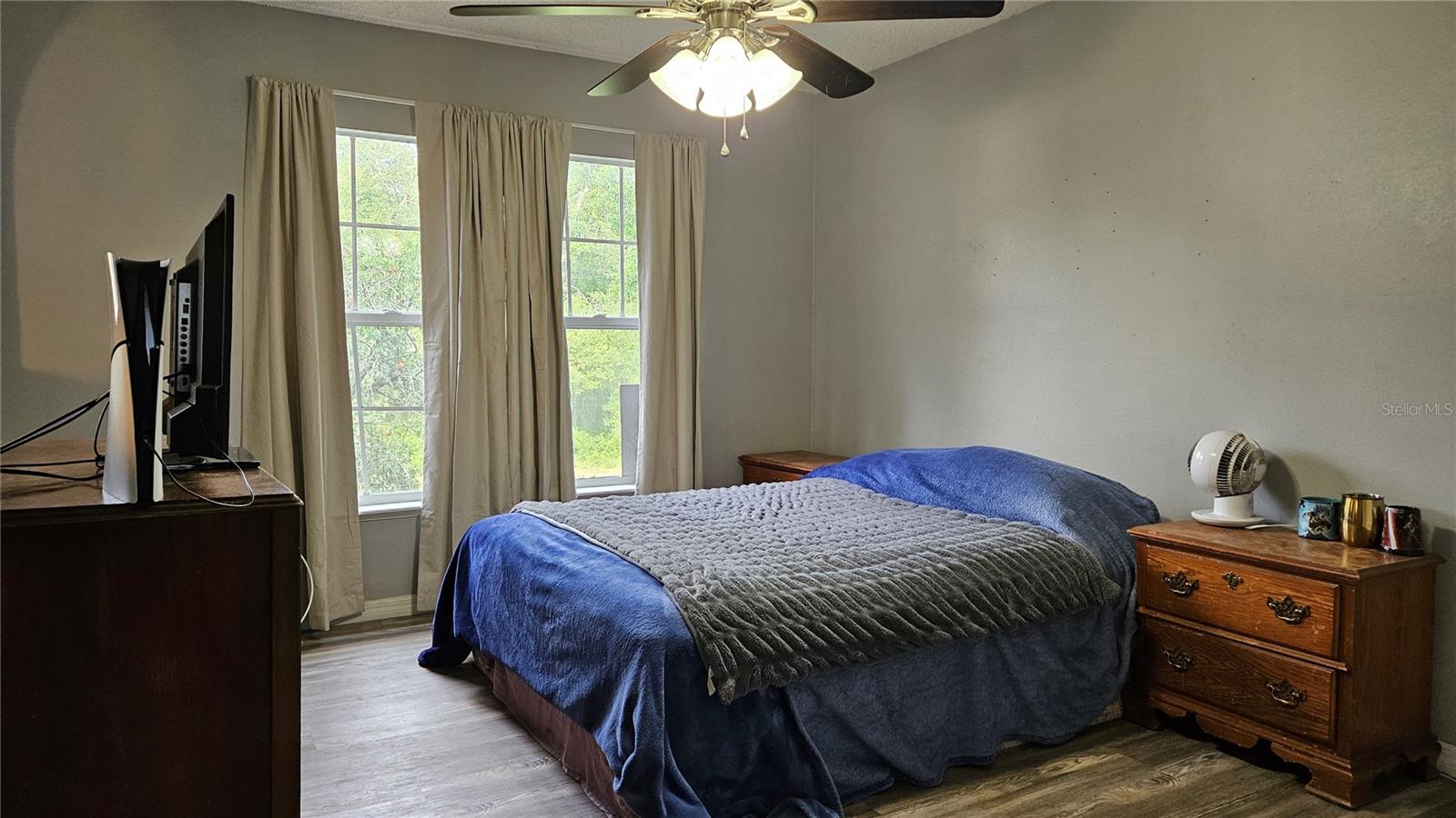 Image 9 of 20 For 8674 Collarette Way