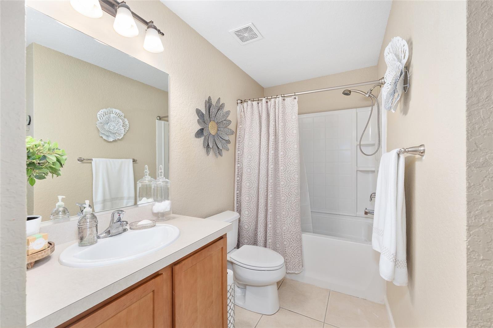 Image 37 of 68 For 5471 40th Street