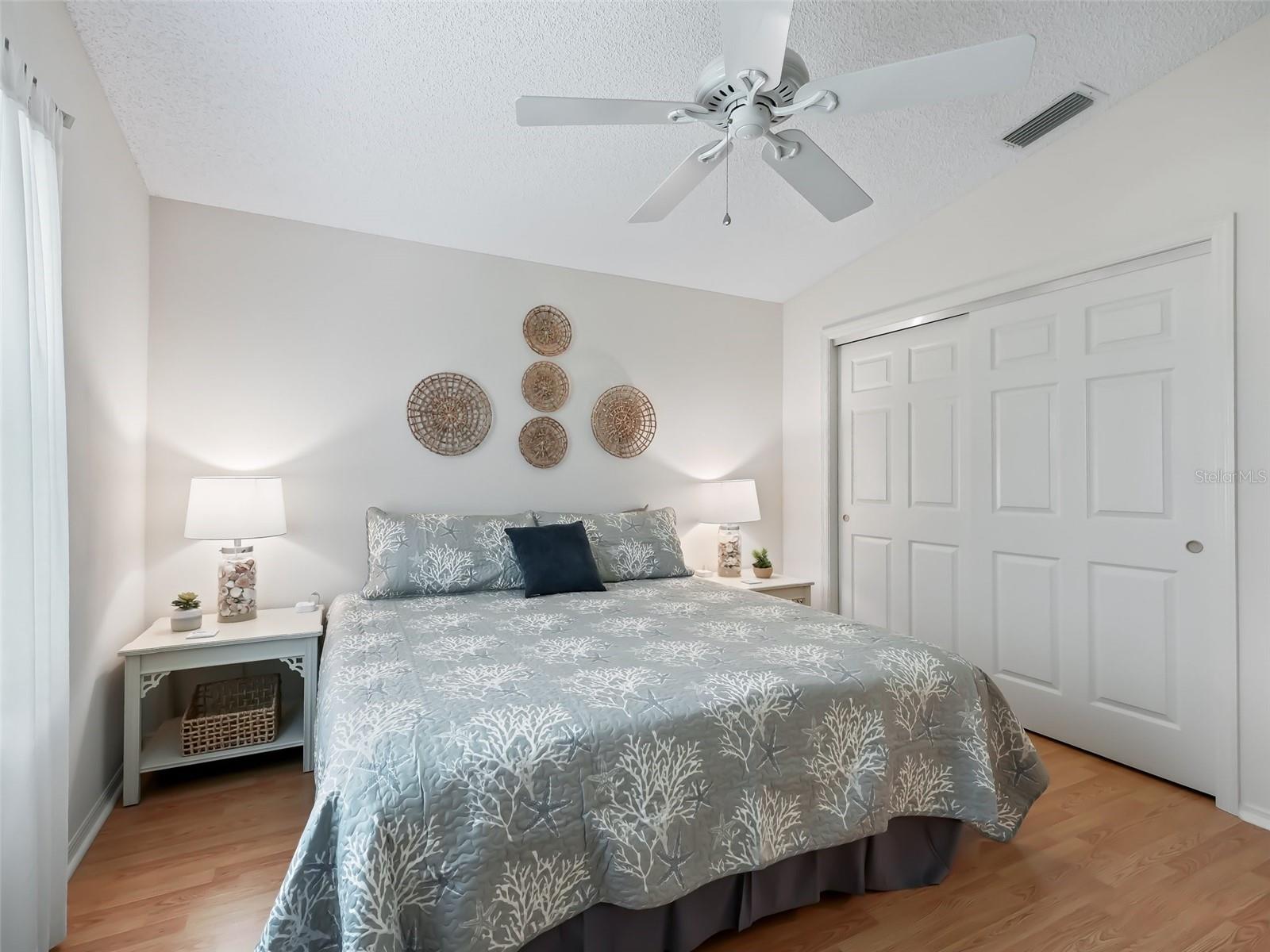 Listing photo id 16 for 2343 Dillon Lane