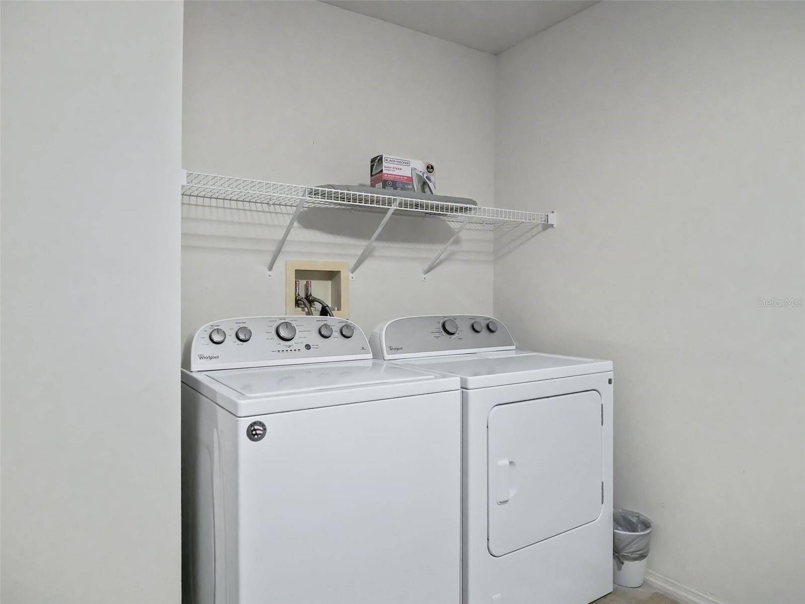 Listing photo id 19 for 2343 Dillon Lane