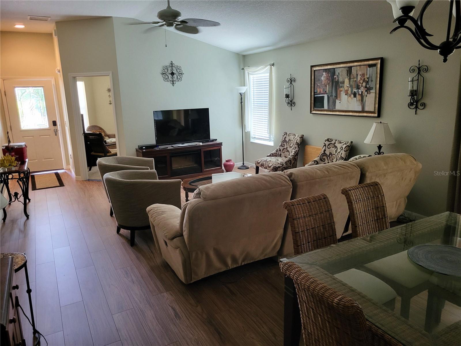 Image 14 of 15 For 2383 Montbrook Place
