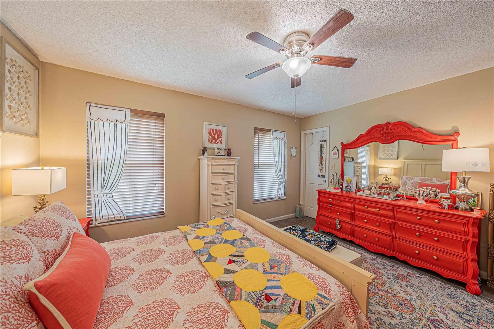 Image 18 of 34 For 2418 7th Street 6