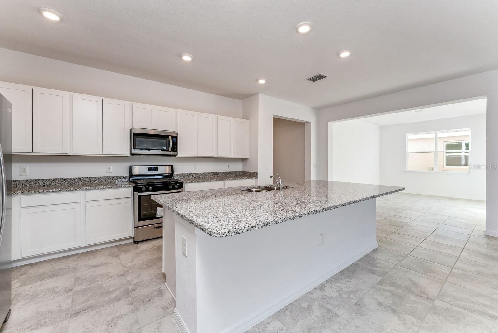 Image 12 of 40 For 7405 61st Street