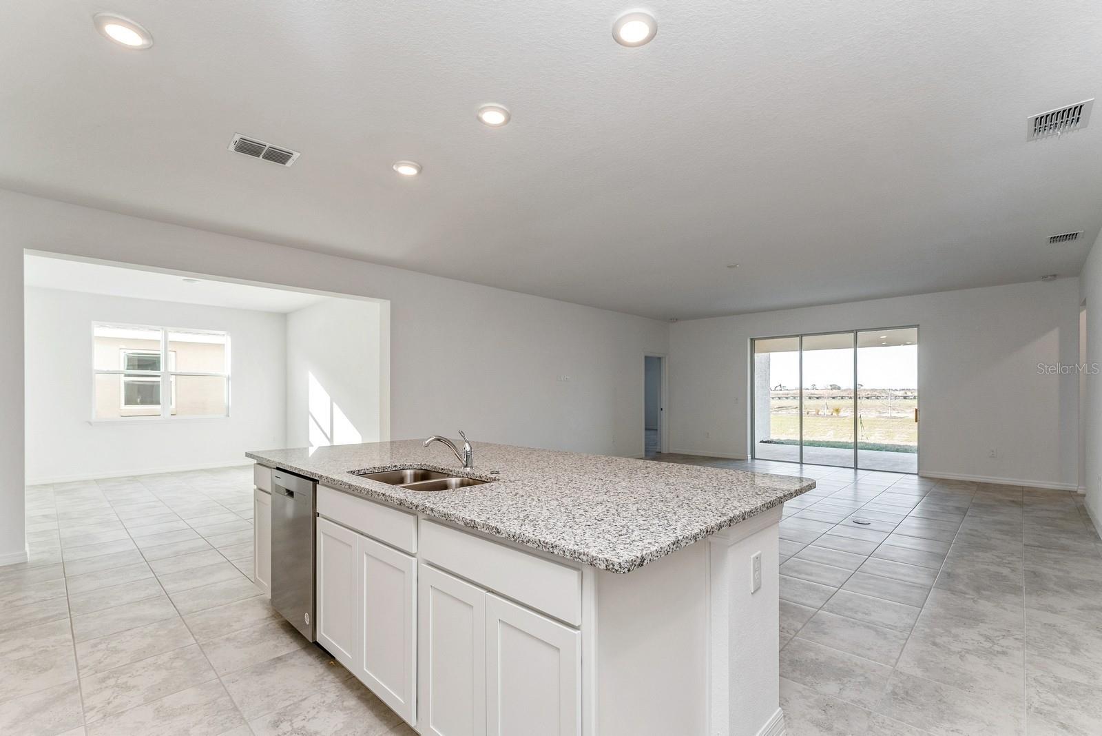 Image 13 of 40 For 7405 61st Street