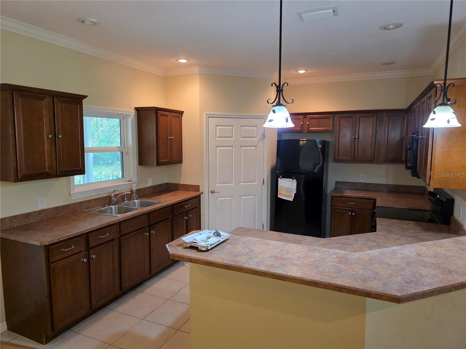 Image 6 of 18 For 15651 64th Place