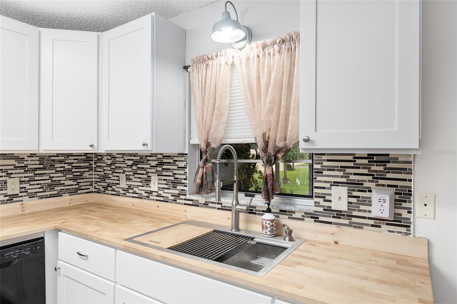 Image 29 of 51 For 8580 92nd Place B