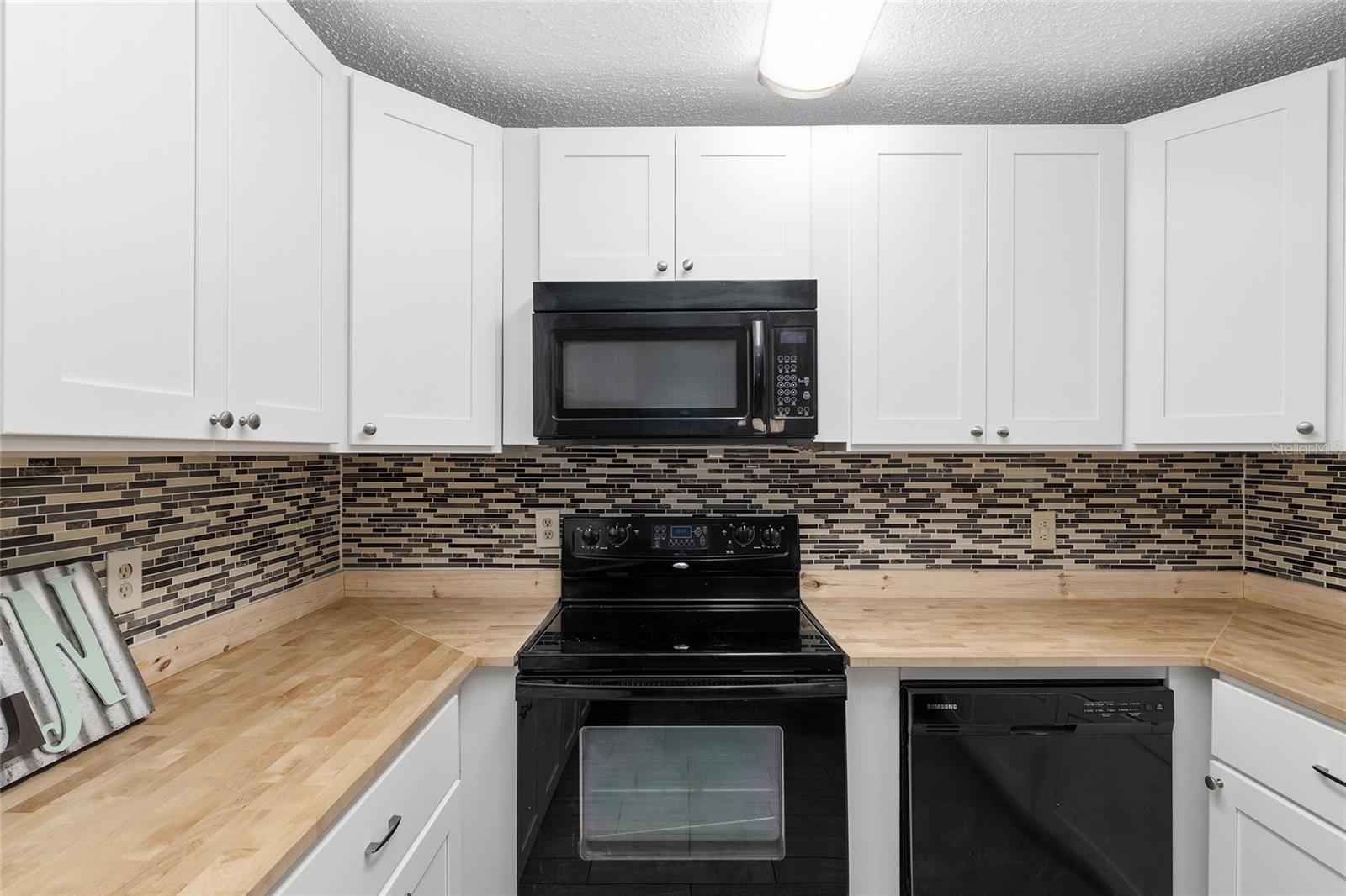 Image 31 of 51 For 8580 92nd Place B