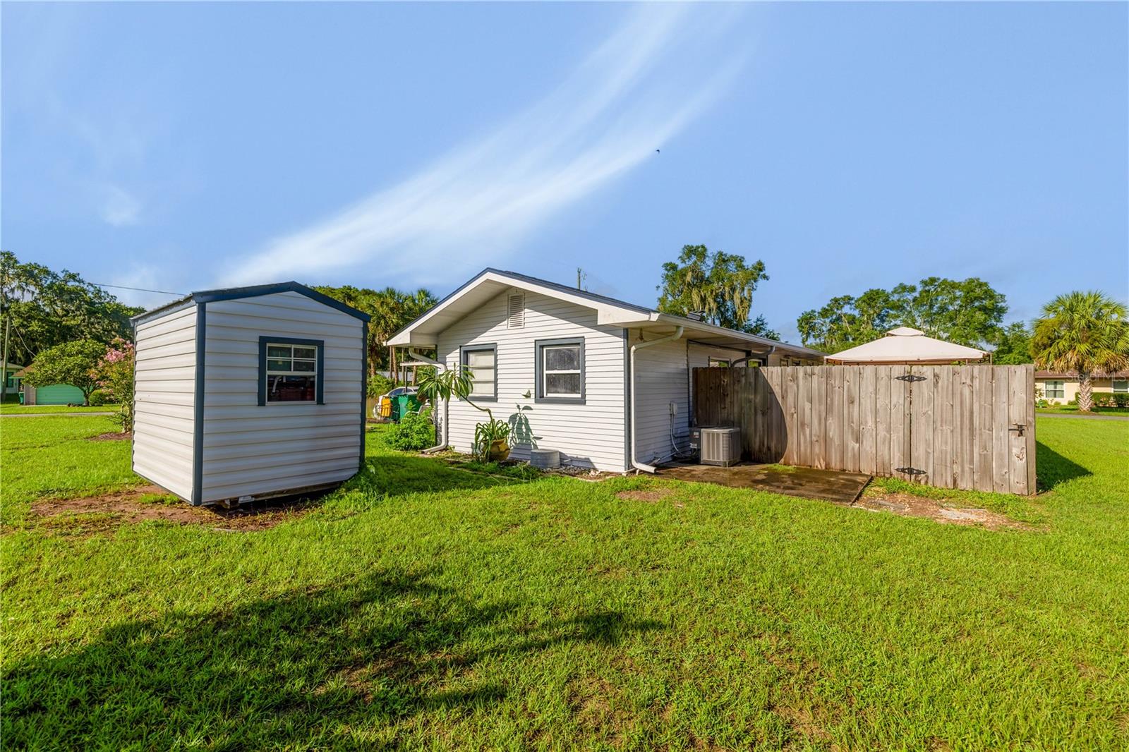 Image 3 of 24 For 418 Hunting Lodge Drive