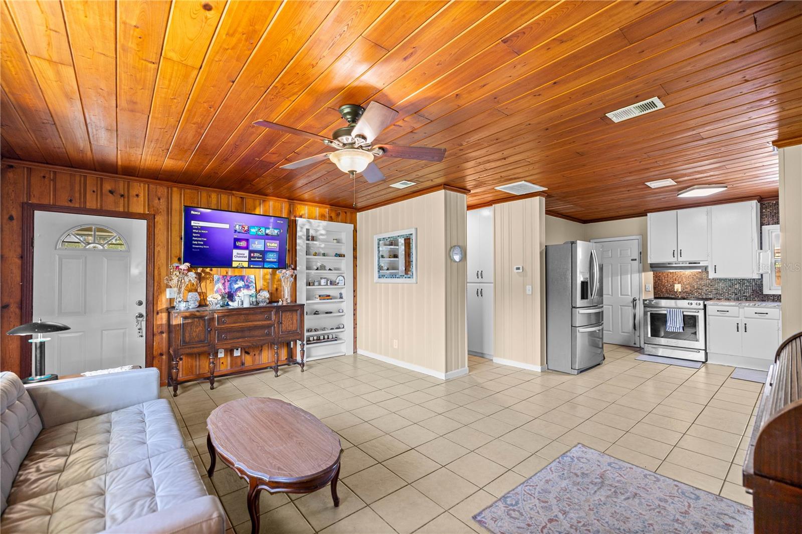Image 8 of 24 For 418 Hunting Lodge Drive