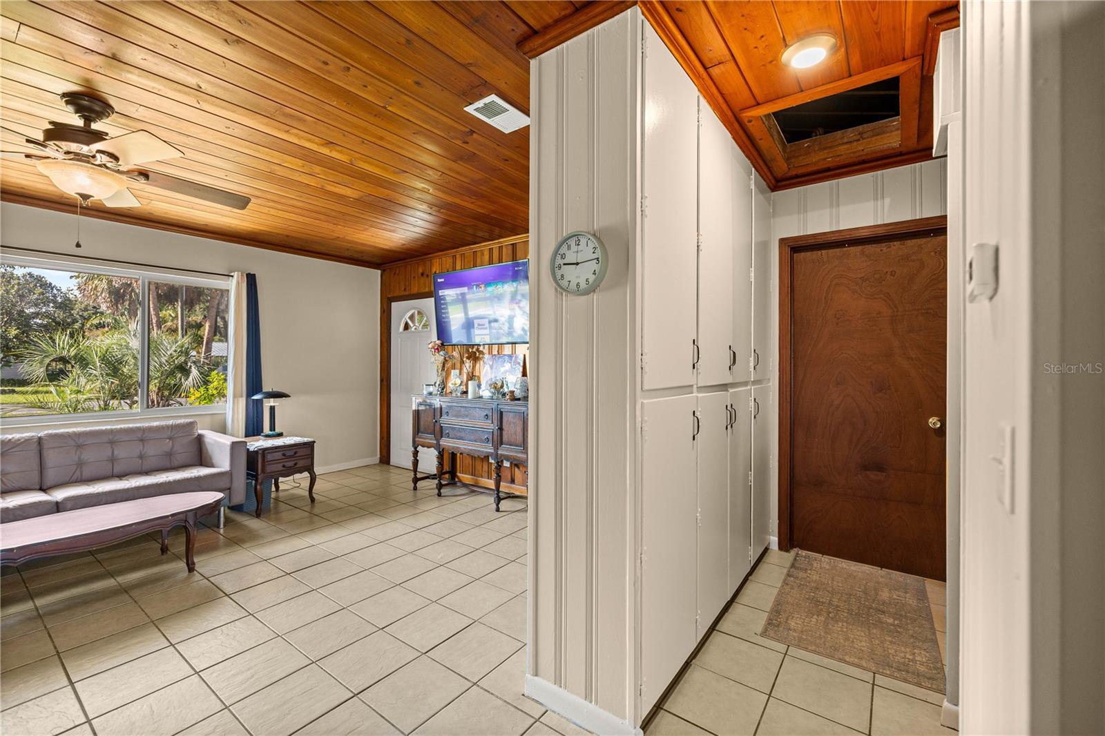 Image 9 of 24 For 418 Hunting Lodge Drive