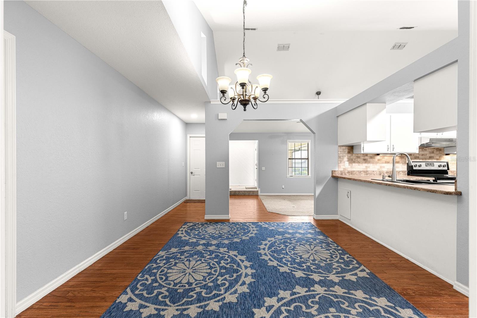 Image 14 of 52 For 4944 40th Terrace