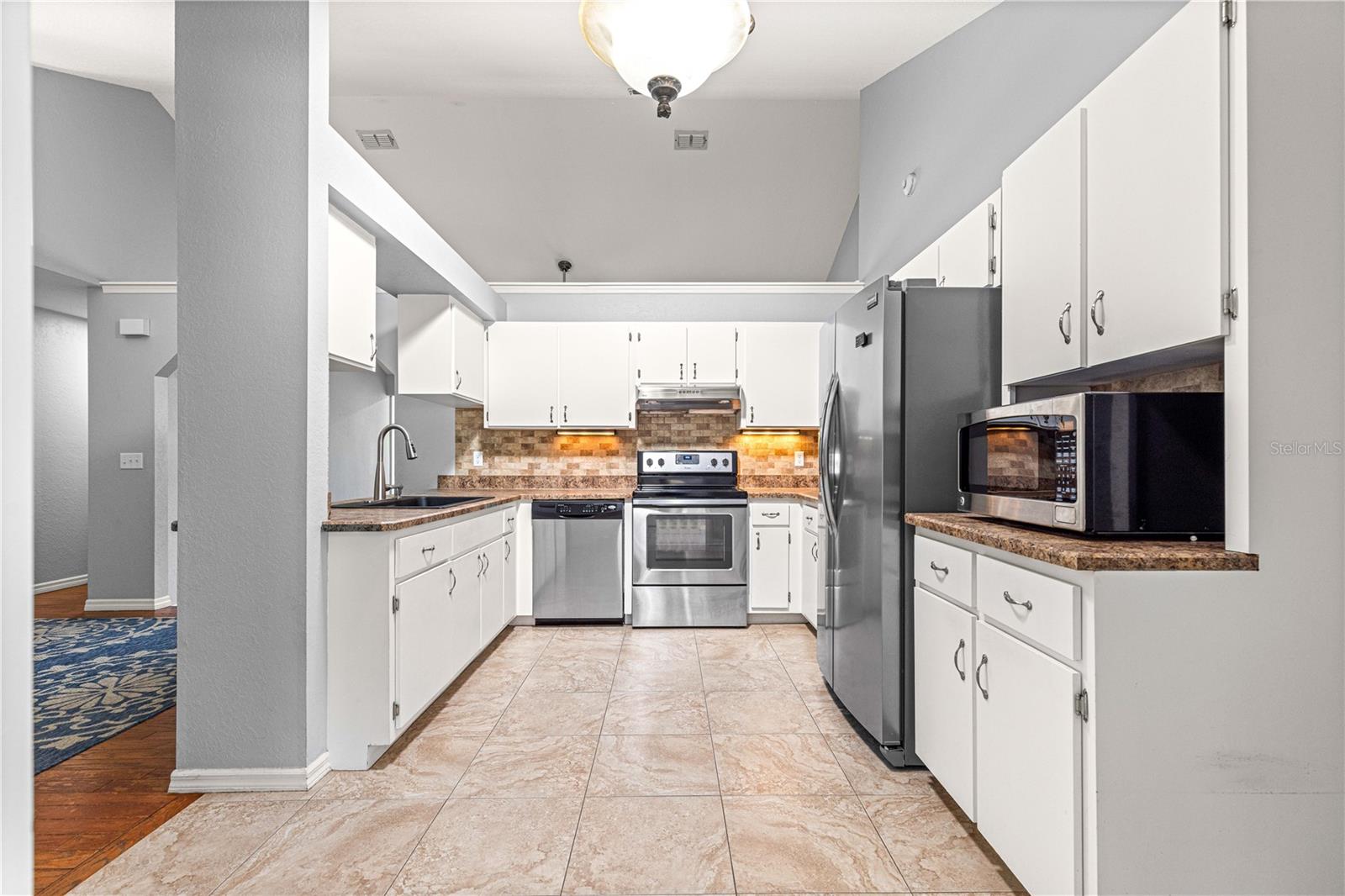 Image 15 of 52 For 4944 40th Terrace