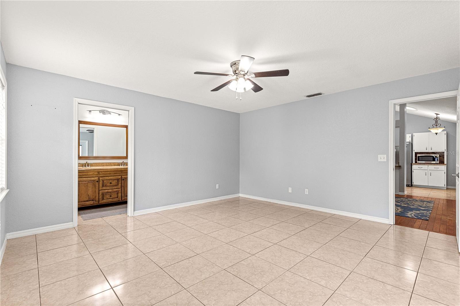 Image 30 of 52 For 4944 40th Terrace