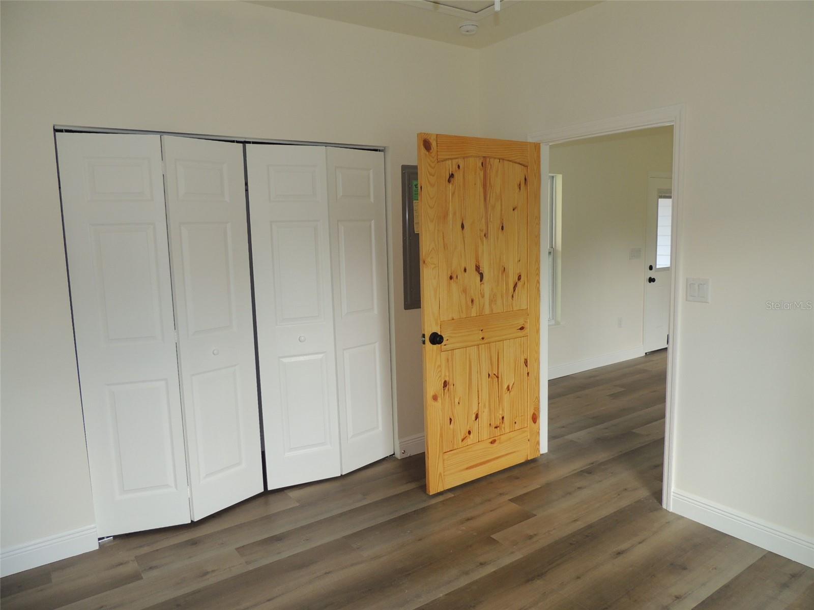 Image 15 of 19 For 13431 51st Street