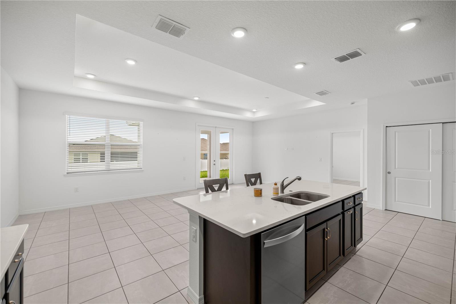 Image 7 of 21 For 6396 72nd Terrace