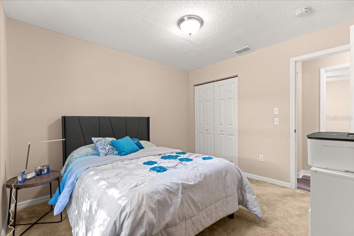 Image 15 of 43 For 5721 62nd Avenue