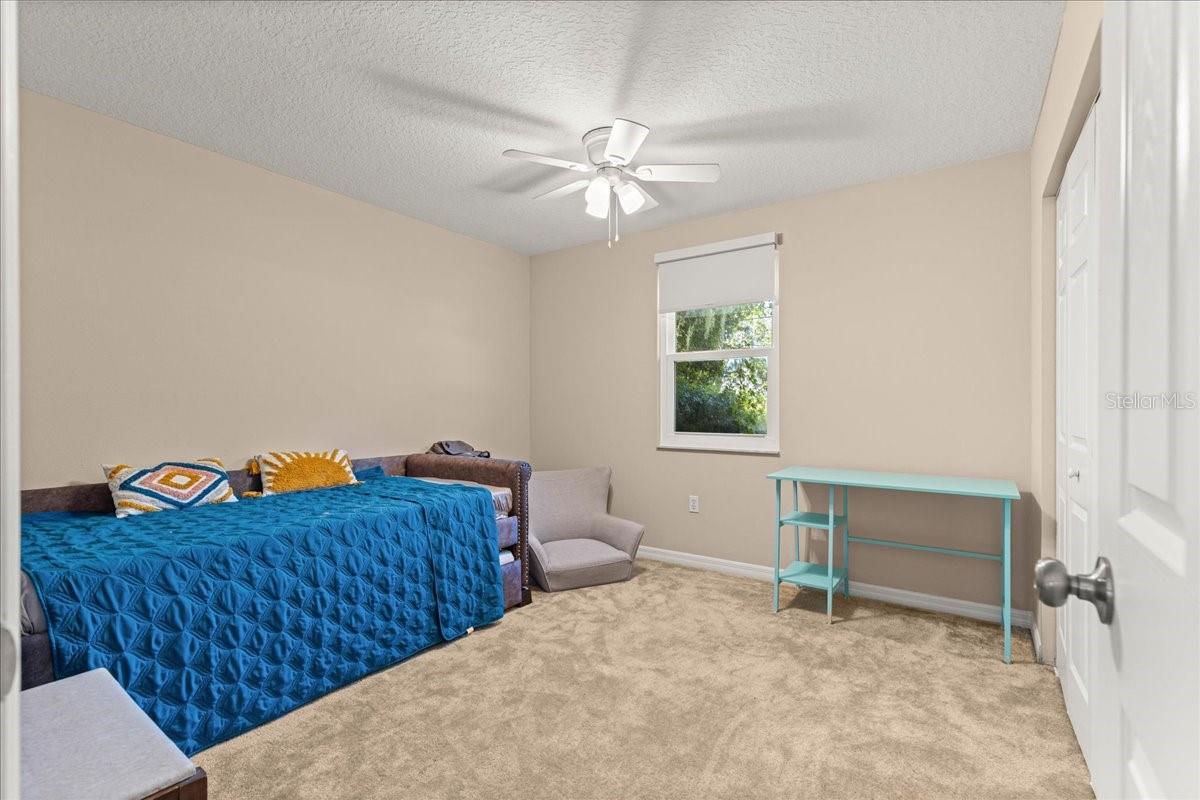 Image 17 of 43 For 5721 62nd Avenue