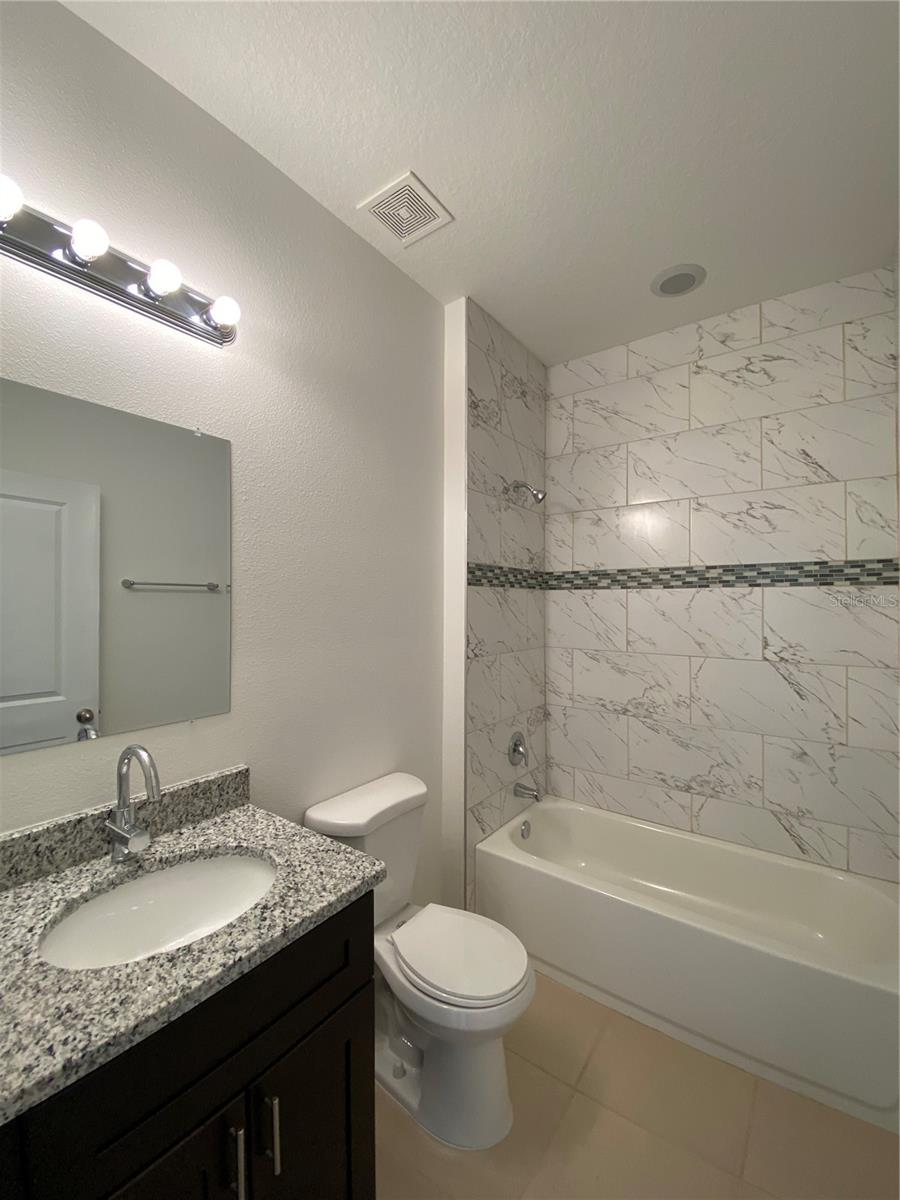 Image 19 of 27 For 118 Marion Oaks Drive
