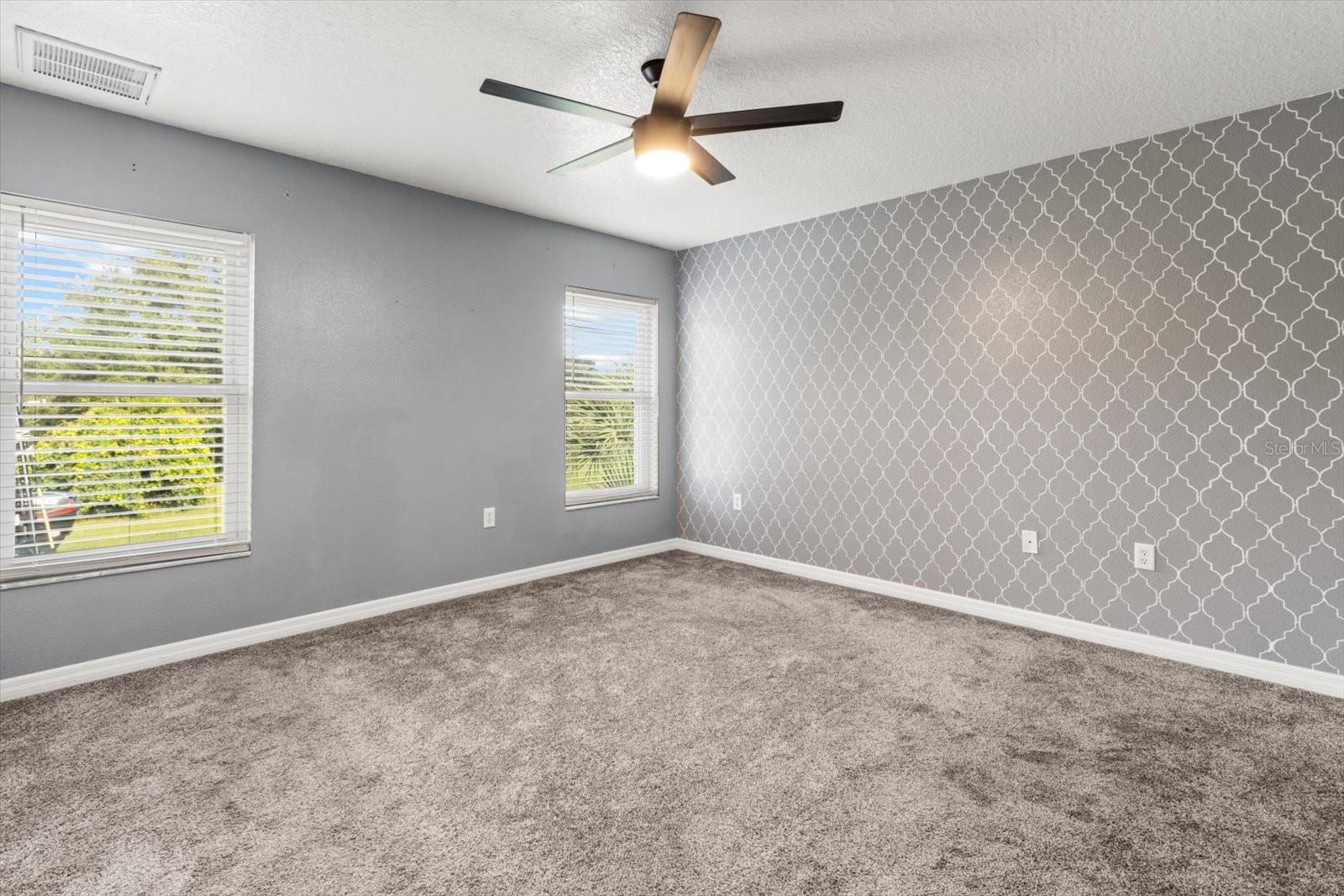 Image 26 of 38 For 5921 Meadowpark Lane