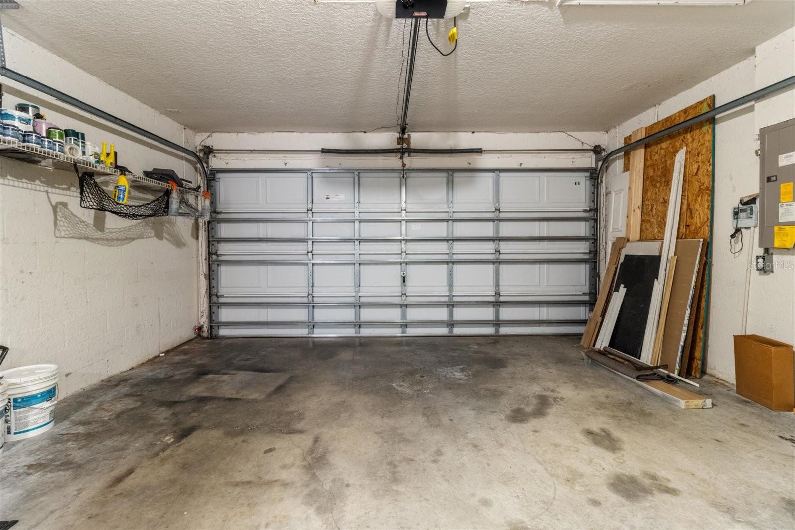Image 30 of 38 For 5921 Meadowpark Lane