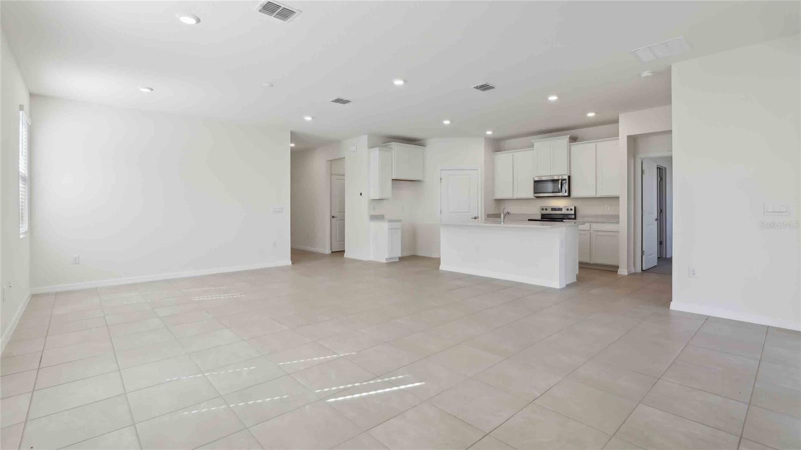 Image 10 of 24 For 8574 Pinecrest Trail