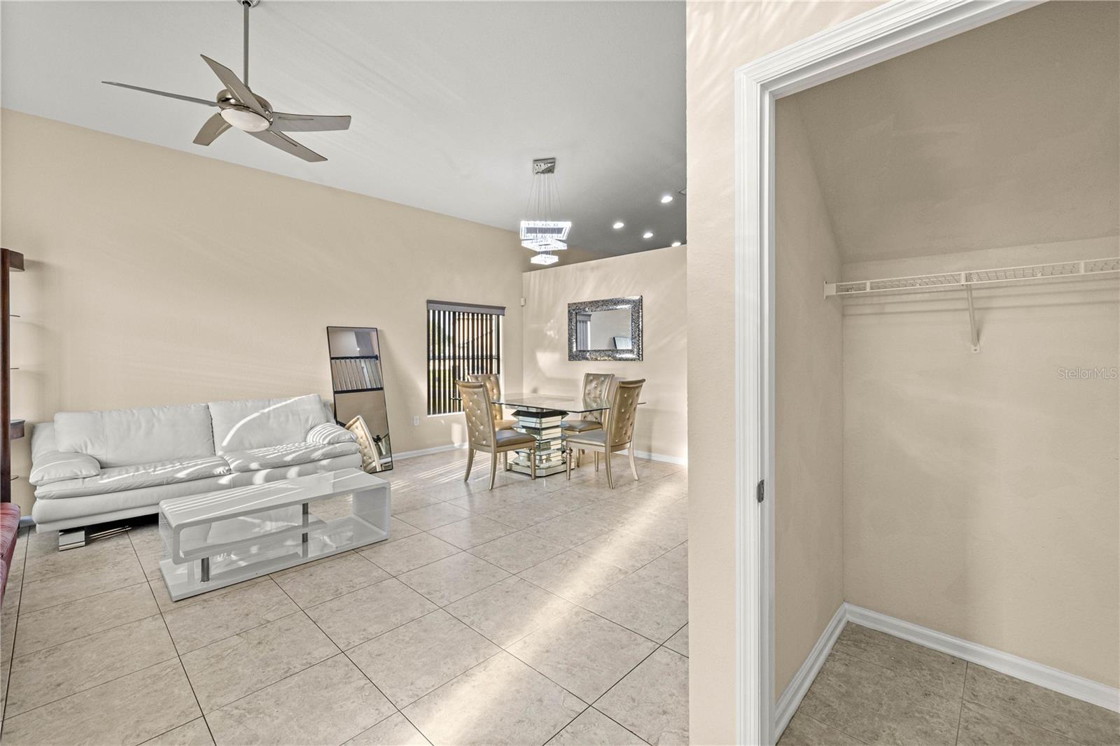Image 10 of 39 For 5438 49th Avenue
