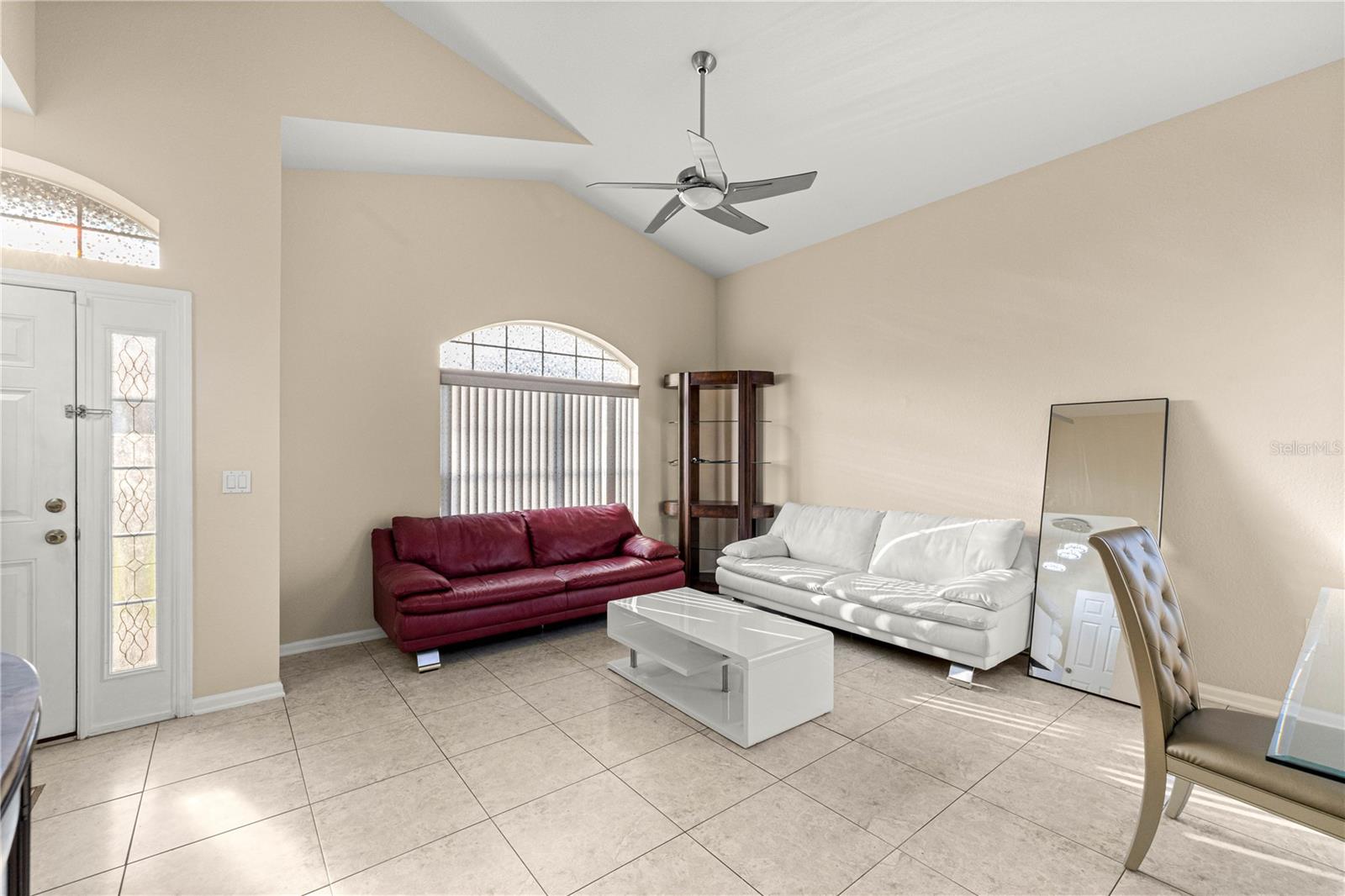 Image 12 of 39 For 5438 49th Avenue
