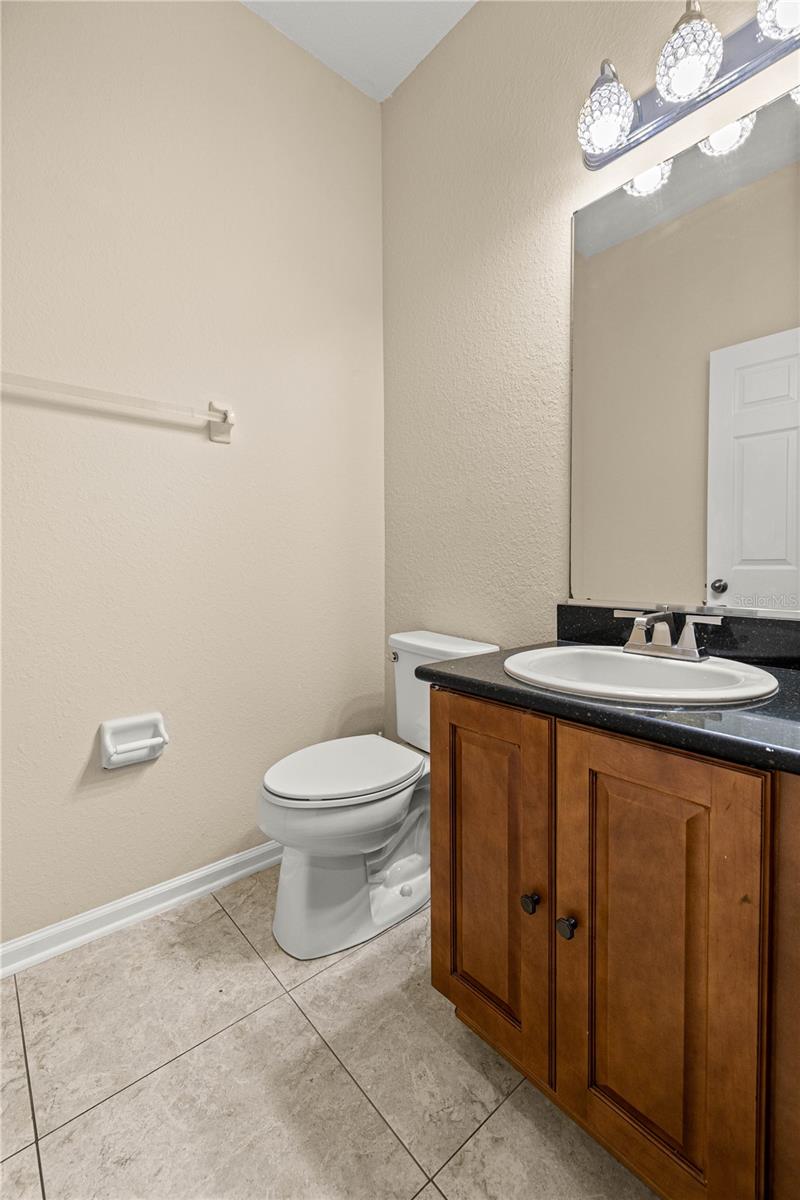 Image 9 of 39 For 5438 49th Avenue