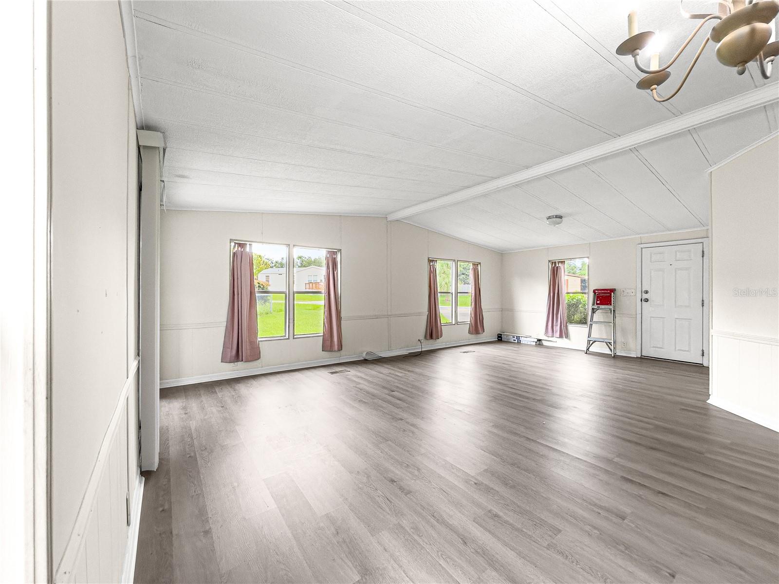 Image 4 of 29 For 6848 84th Place