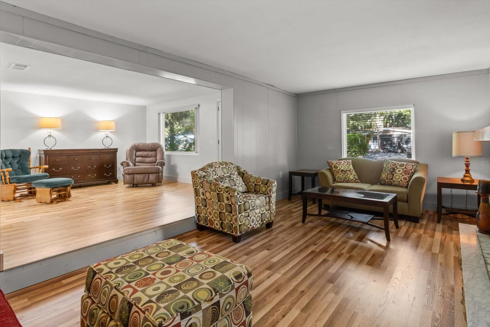 Image 12 of 36 For 5269 James Terrace