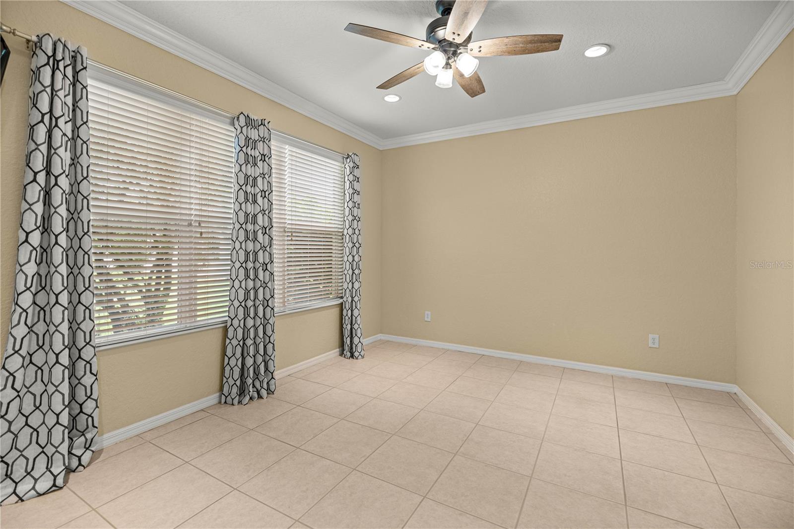 Image 20 of 30 For 8852 119th Street