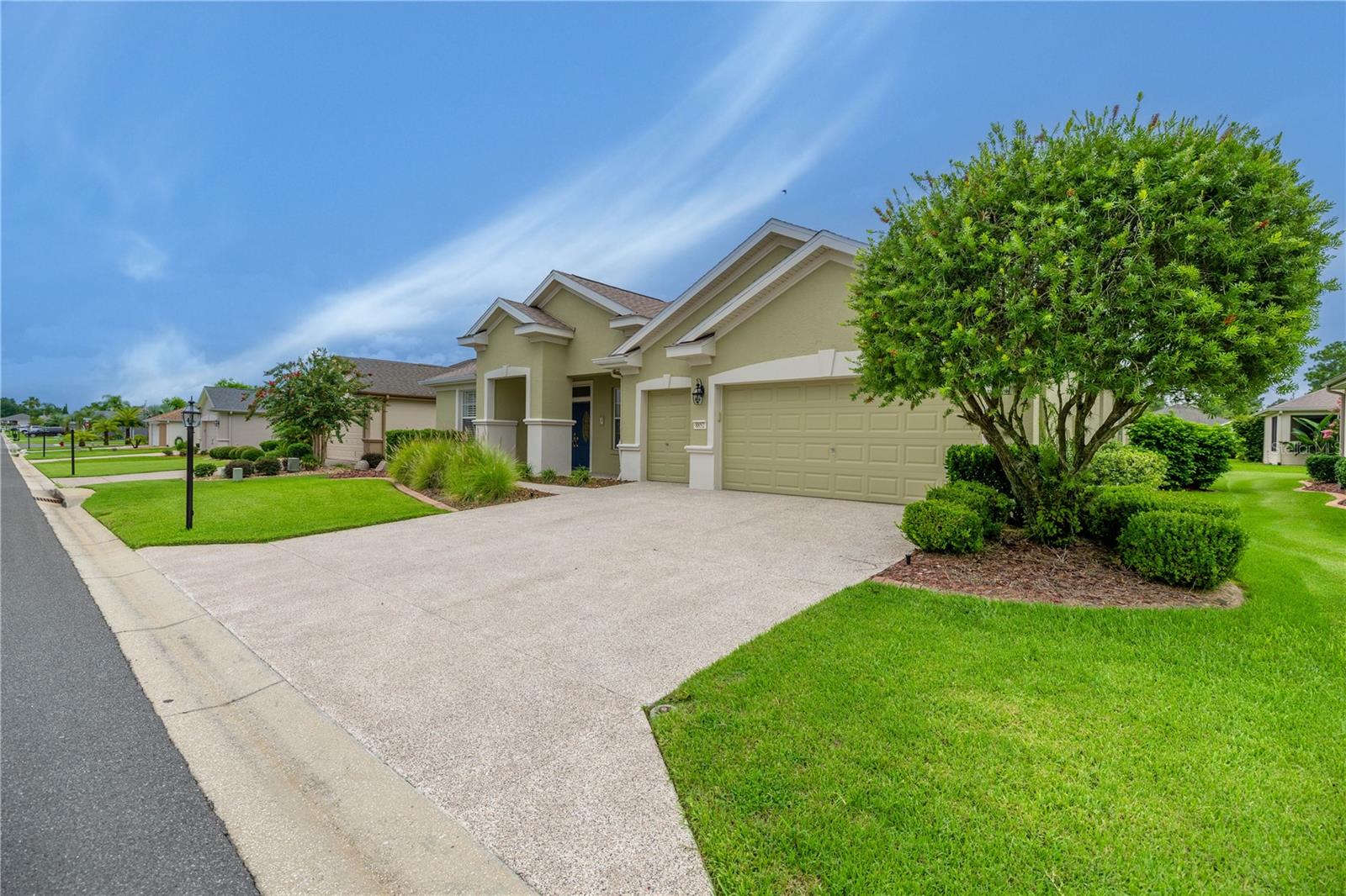 Image 3 of 30 For 8852 119th Street