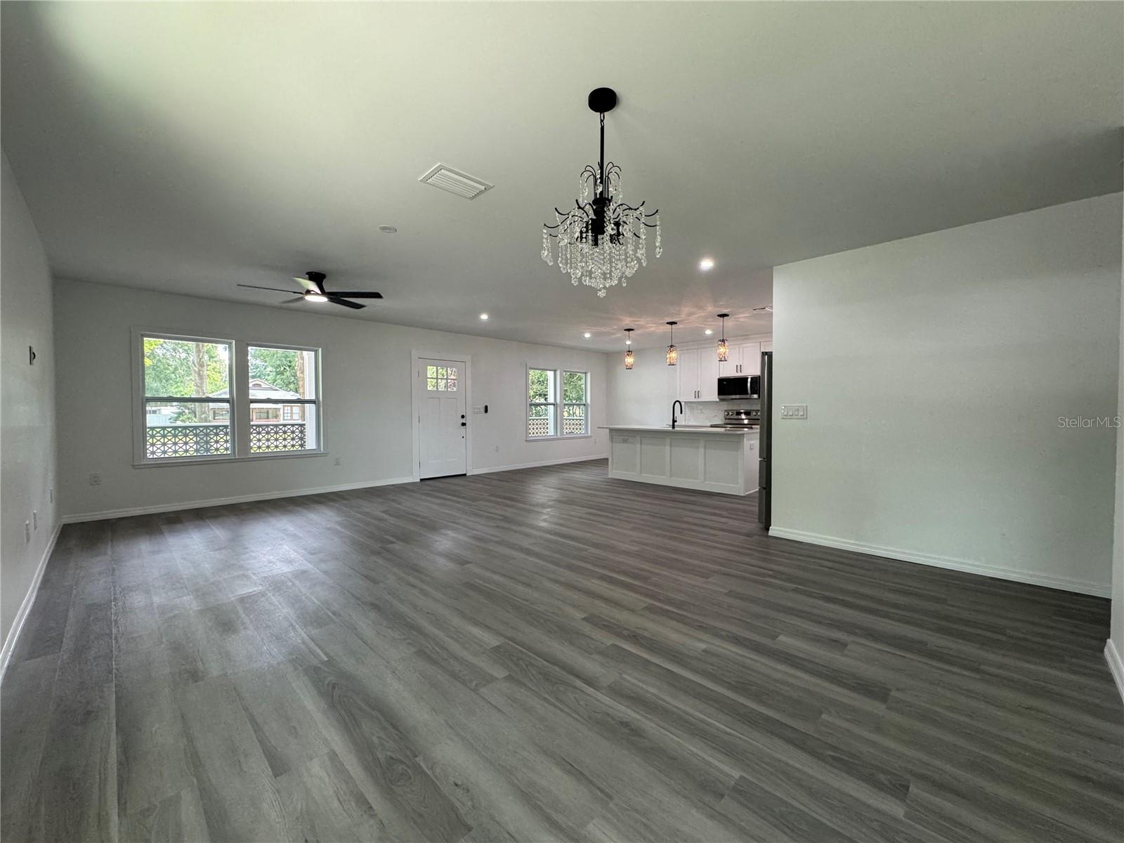 Image 10 of 32 For 408 1st Street