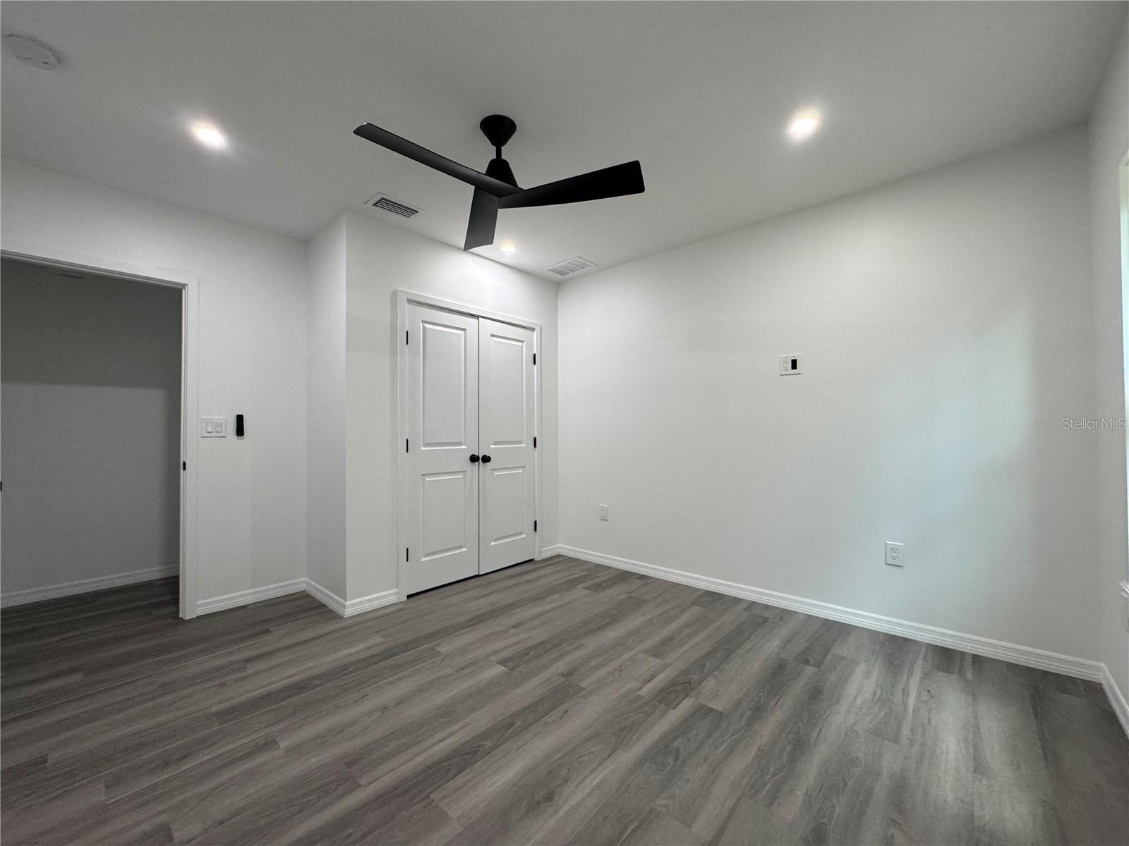 Image 13 of 32 For 408 1st Street