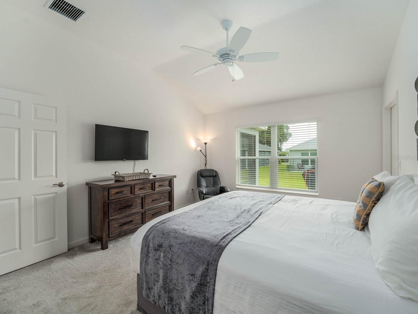 Image 11 of 20 For 5049 Francis Loop