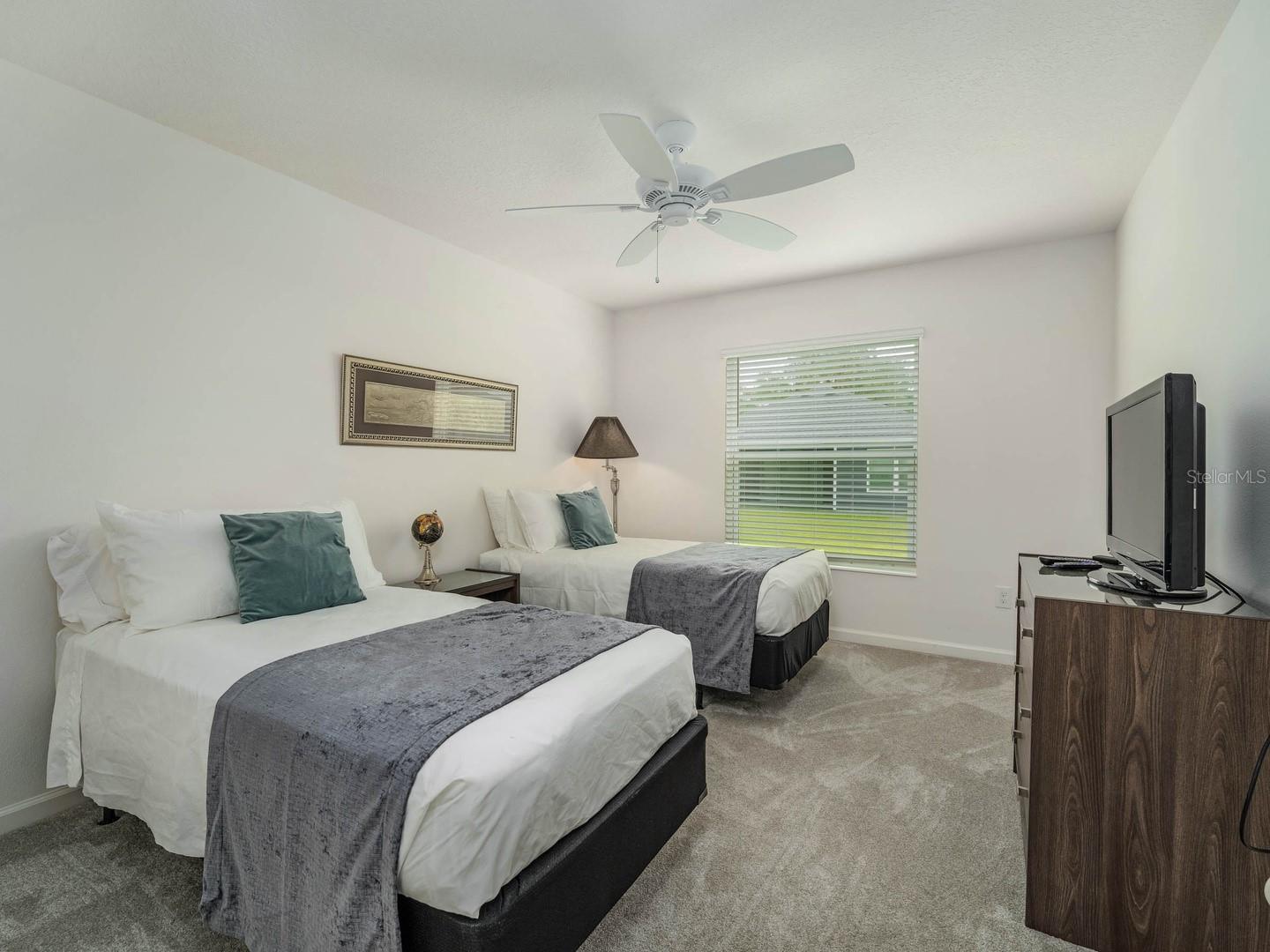 Image 17 of 20 For 5049 Francis Loop