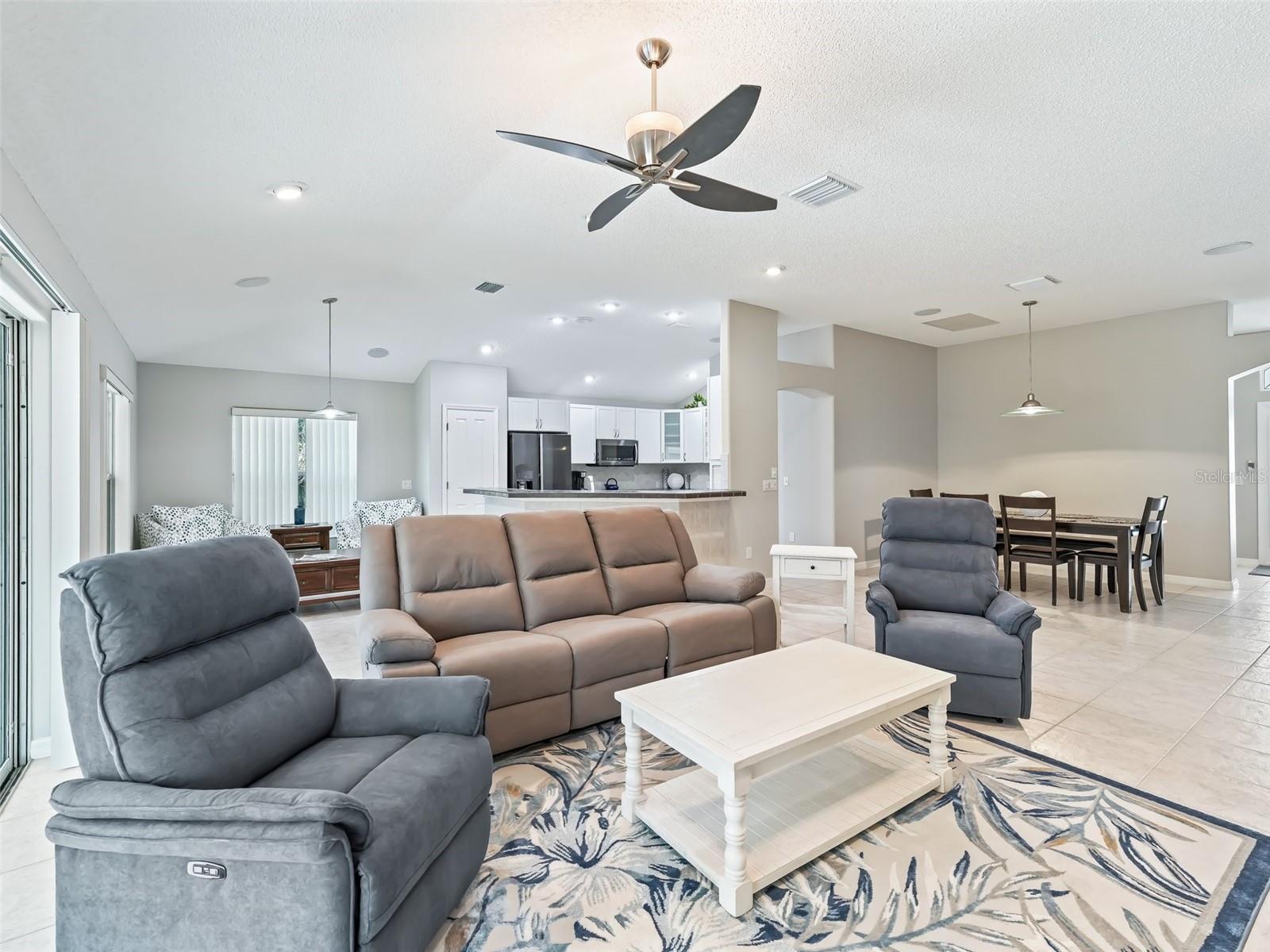 Image 6 of 25 For 7294 171st Brookhaven Place
